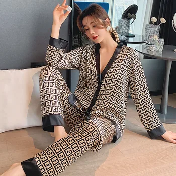 2021 Yeni İpek kadın Pijama Uzun kollu İki parçalı Renkli Gevşek Leopar Baskı kadın Pijama Ev Hizmeti