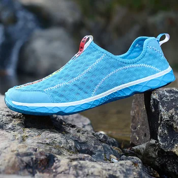 2022 İlkbahar Yaz Örgü Ayakkabı Erkekler Kadınlar Yüzme Ayakkabı Nefes Aqua Ayakkabı Çift Plaj Spor Ayakkabı Hafif Atletik Ayakkabı