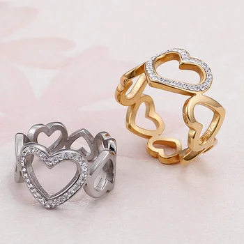 Alyans Kadınlar için Altın Renk Paslanmaz Çelik Kalpler Nişan Yüzüğü Kristal Aşk Yüzük Takı Sevgilisi için Hediye