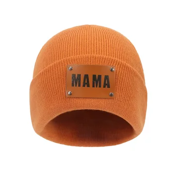 Anne Çocuk Örme Bere Mini Deri Etiket Kış Bonnet Skullies Erkek Bebek Kız için Akrilik Skullies Şapka Sonbahar dantel şapka
