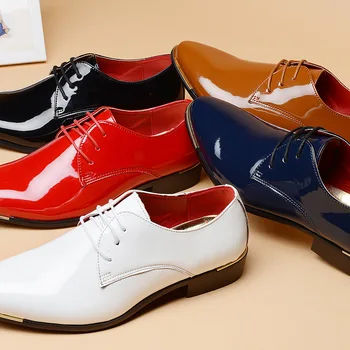 Büyük Boy Patent Deri erkek ayakkabıları Sivri Retro İngiliz erkek İş rahat ayakkabılar Koreli erkek bağcıklı ayakkabı Erkekler נלליים