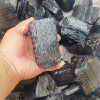 Doğal Siyah Turmalin Çakıl Ham Taş Mineral örneği Düzensiz Kristal Şifa Gelişmiş Koleksiyonu Manyetizma Ortadan Kaldırmak