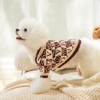 Evcil hayvan Giysileri Sonbahar Kış Orta Küçük Köpek Kedi Örme Kazak Sıcak Yün Moda Ceket Yavru Köpek Tatlı Hırka Chihuahua Pug