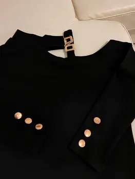 Eğimli Omuz Zinciri Dekoratif Kazak T-shirt Kadın İlkbahar Sonbahar 2021 Yeni Moda Rahat Uzun kollu Siyah Kayısı Bluz