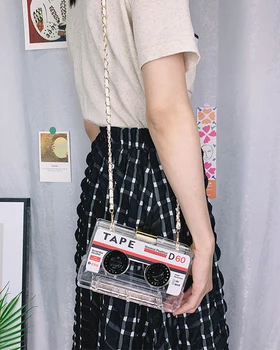 Eğlenceli Bant Şekli Şeffaf Akrilik el çantası Kadınlar için 80s Tasarımcı Çantalar ve Çanta Moda Kadın Zincir Crossbody Çanta