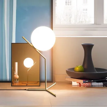 Iskandinav cam küre masa lambası Modern LED zemin lambası oturma odası için Deauty kanepe ışık yatak odası başucu parlaklık endüstriyel masa lambası