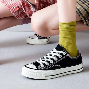 Kadın Kadife Orta Tüp Çorap Uzun Çorap Moda Kore Tarzı Yaz Bahar Ultra ince Nefes Gevşek Çorap Düz Renk 1 çift