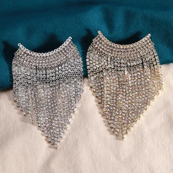 Lüks kristal broşlar Kadınlar için Altın Gümüş Renk Uzun Püskül Kristal Broş Pin Rozeti düğün takısı Aksesuarları Hediye