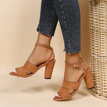 Moda Blok Topuklu Sandalet Kadın Ayakkabı Klasik Siyah Bej kadın Sandalet yaz ayakkabı Zarif PeepToe Sandalet 2022