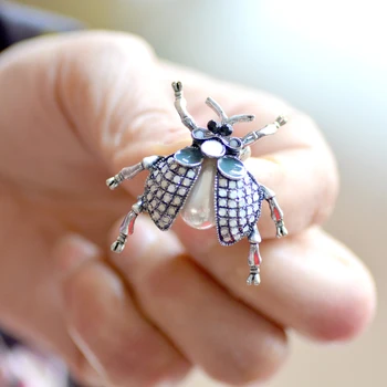 Moda Böceği İnciler Broş Pin Böcek Böcek Toplu Broş Broş Kadın Erkek Pin Takı Eşarp Klip