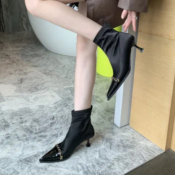Saten Kadın yarım çizmeler Sivri Burun Çorap Botas Siyah Kahverengi Ince Yüksek Topuklu Streç Ayakkabı Üzerinde Kayma Metal Zincir Parti Çorap Botas 39