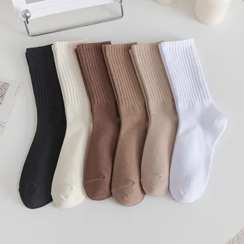 Siyah Beyaz Kadın Çorap Sonbahar Kış Orta Tüp Çorap Kore Japon Ins Trend Pamuk Kahve Retro Tasarımcı Çorap Öğrenci için