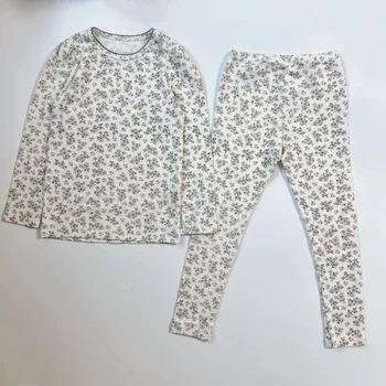 Stokta LOU Kızların Çiçek termal iç çamaşır Dar Yumuşak Ev Giysileri Sonbahar Dip T-shirt pantolon seti Pijama