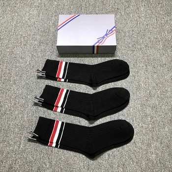 TB THOM Pamuk Yüksek Kalite Klasik RWB Çizgili Ekip Lüks Marka Tasarım Moda Kore Nefes Unisex Çorap