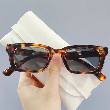 Vintage Siyah Kare Güneş Gözlüğü Ünlü Marka Küçük Dikdörtgen güneş gözlüğü Jennie Tarzı Hip Hop Gözlük Oculos De Sol