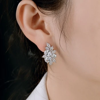 Wong Yağmur 100 %925 Ayar Gümüş Pembe Safir Düzenlendi Mozanit Taş Romantik Kulak Çiviler Küpe Güzel Takı Toptan