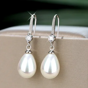 YANLİN Estetik Simüle inci küpeler Kadınlar Lüks Gümüş Renk Zarif Aksesuarları Küpe doğum günü hediyesi düğün takısı