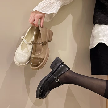 Yaz Ayakkabı Bayanlar Yuvarlak Ayak Rahat Kadın Ayakkabı Oxfords kadın Tüm Maç İngiliz Tarzı Takunya Platformu Flats Sonbahar 2022 Le