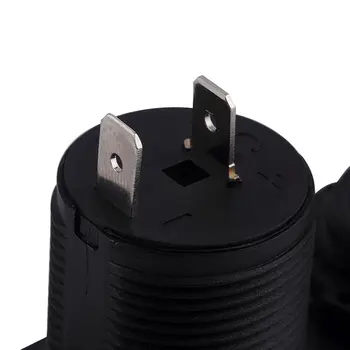Yeni 12 V Çift Araba Styling Çakmak Soket 2 USB Adaptörü Şarj Dijital Voltmetre Güç Splitter Edilebilir Elektronik