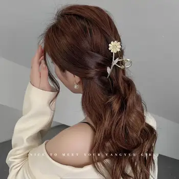Yeni Kore versiyonu altın papatya çiçek klip zarif rhinestone geri kafa köpekbalığı klip plaka saç kadın moda şapkalar
