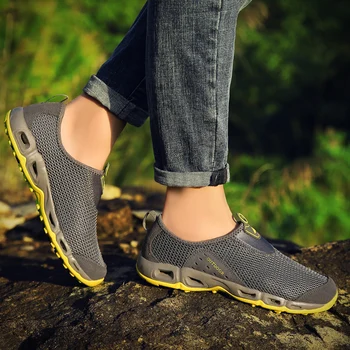 Yeni Yaz Örgü Ayakkabı Sneakers Erkekler İçin Hafif Nefes gündelik erkek ayakkabısı Slip-on Rahat Erkek Ayakkabı Loafer'lar Rahat Yürüyüş