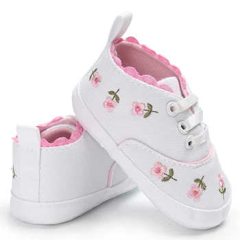 Yenidoğan Bebek Kız Ayakkabı Beyaz Pembe Çiçek Işlemeli Yumuşak Tabanlar Ayakkabı Prewalker Yürüyüş Toddler Rahat Çocuk Ayakkabı 0-18Months