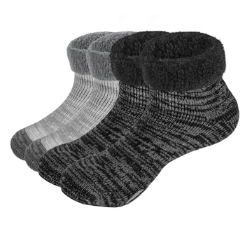 YUEDGE 2 Pairs Bayan Terlik Çorap Sapları İle Yumuşak Sıcak Termal Rahat Bulanık Polar astarlı Kabarık Çorap Noel Çorap bayanlar İçin