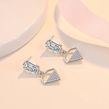 Zarif Zirkon Geometrik Starlight Küpe Kadınlar İçin 925 Ayar Gümüş Çiviler Takı Mizaç Bayan Düğün Aksesuarları
